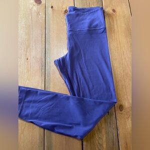 Lululemon Align HR Asymmetrical Pant~Size 8~Length 25” EUC🌸
